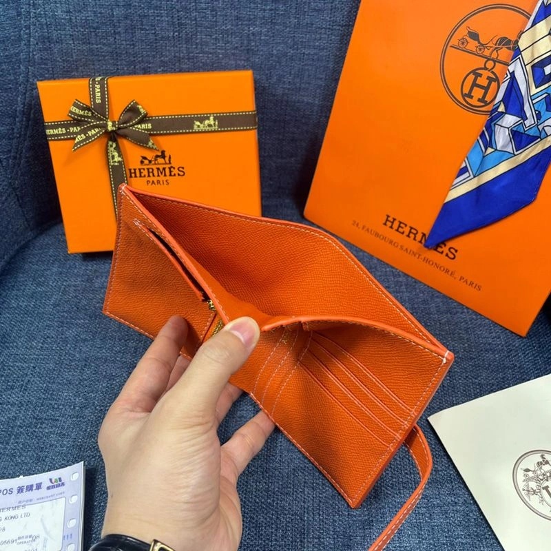 Hermes Bearn Compact Wallet Epsom Leather Gold Hardware In Orange - Image 4
