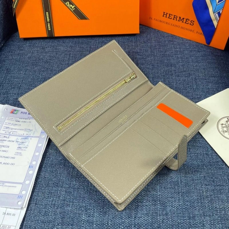 Hermes Bearn Wallet Epsom Leather Gold Hardware In Grey - Image 3
