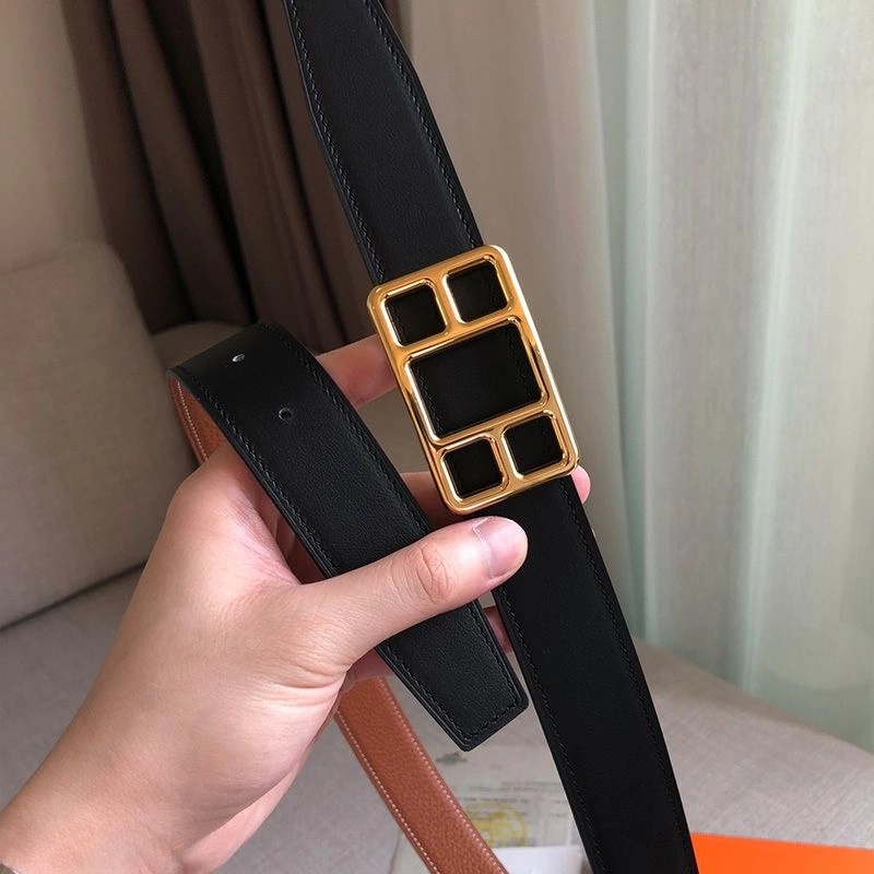 Hermes Cape Buckle 32MM Reversible Belt Togo Leather In Brown - Image 3