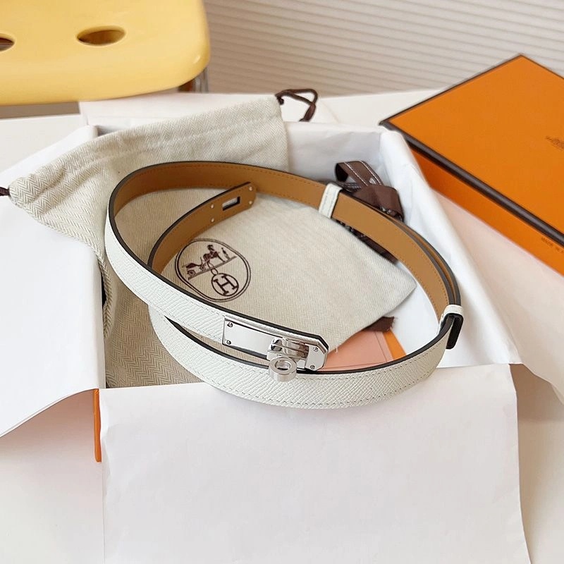 Hermes Kelly 18 Belt Espom Calfskin In White Silver - Image 3