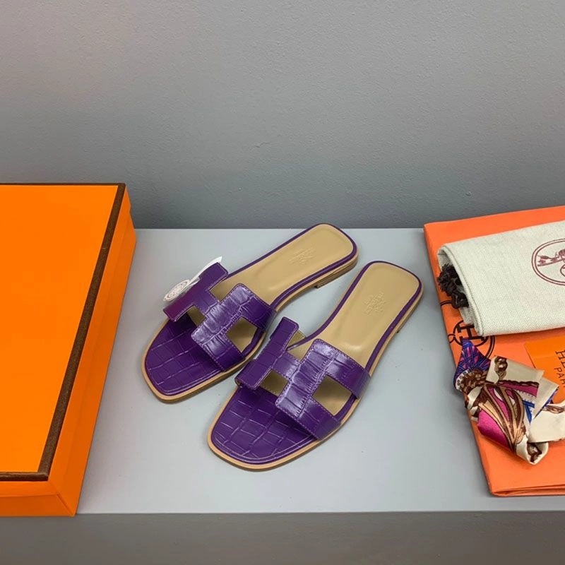 Hermes Oran Slides Women Crocodile Leather In Purple - Image 3