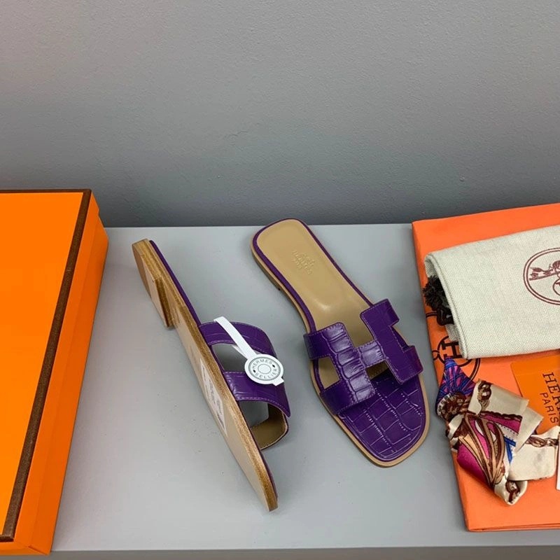 Hermes Oran Slides Women Crocodile Leather In Purple - Image 4