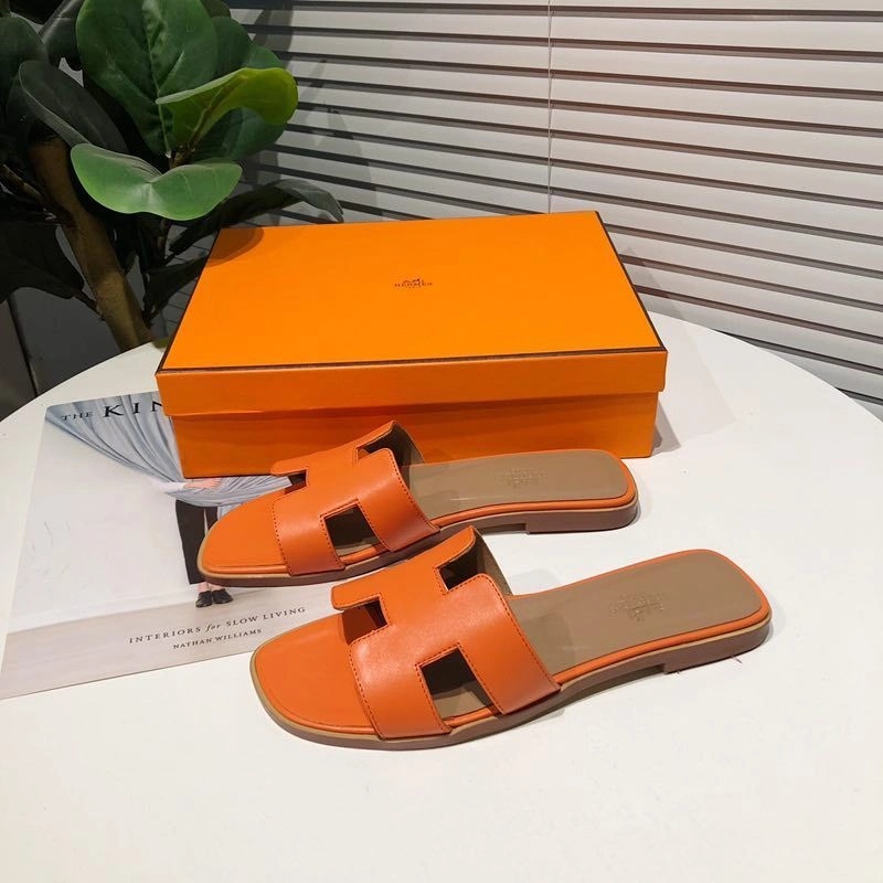 Hermes Oran Slides Women Calfskin In Orange - Image 3