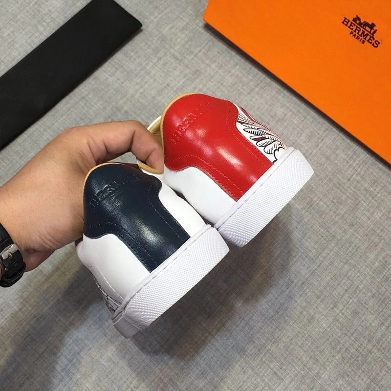 Hermes Quicker Sneakers Men Calfskin In White - Image 4