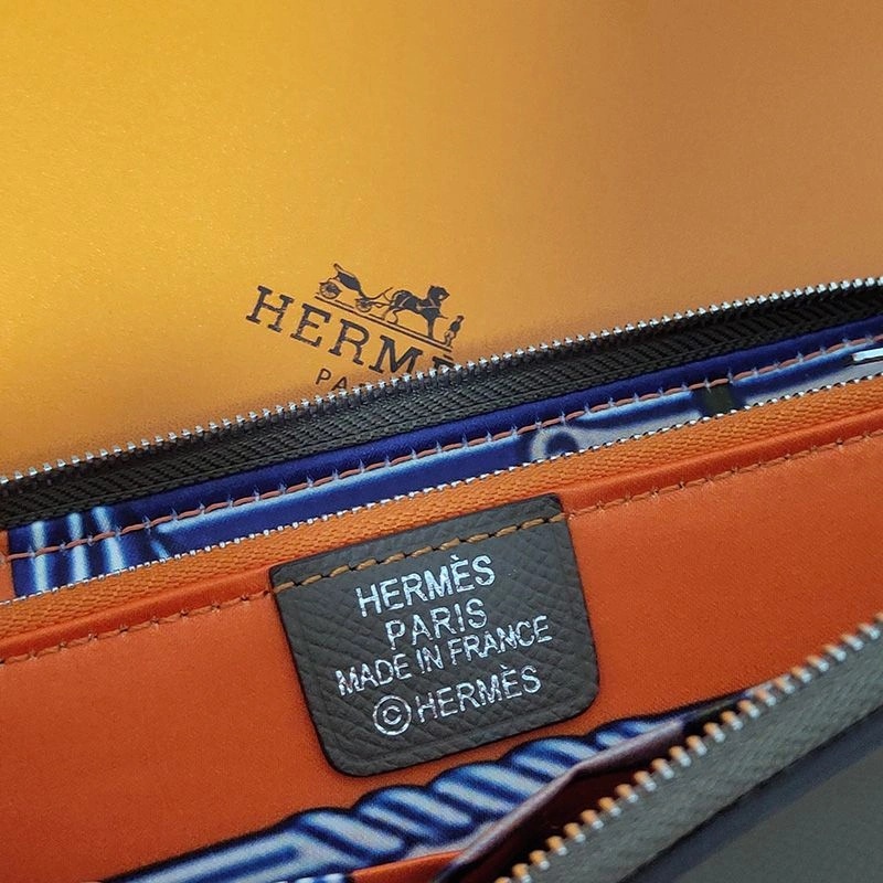Hermes Silk'In Classique Long Wallet Epsom Leather Khaki - Image 3