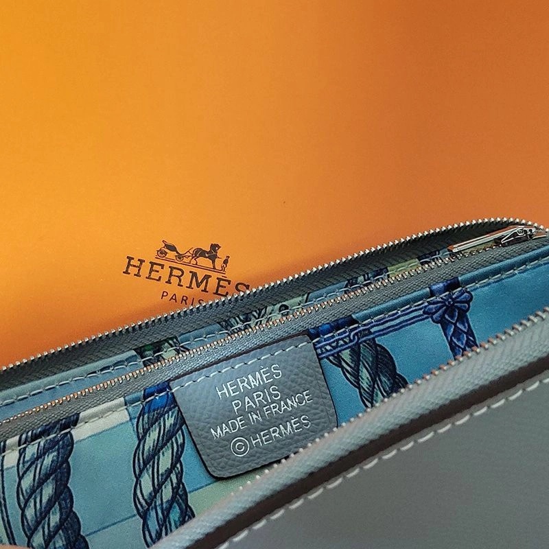 Hermes Silk'In Classique Long Wallet Epsom Leather Light Blue - Image 3