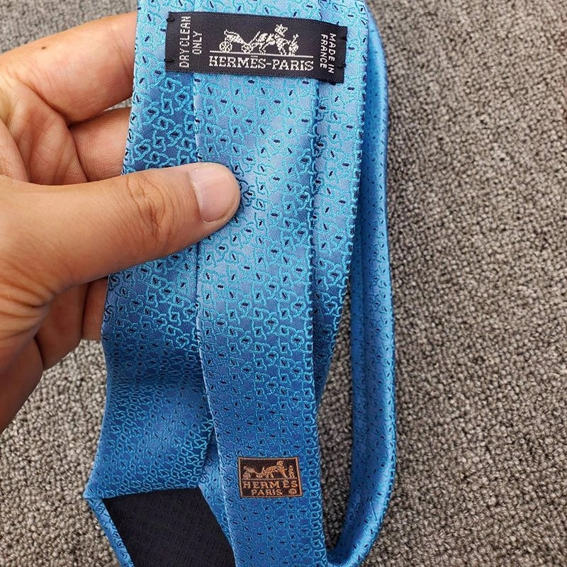 Hermes Tie 7 Sunny H Tie In Blue - Image 4