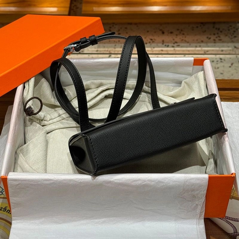 Hermes Hermesnap Wallet Epsom Leather Palladium Hardware In Black - Image 3