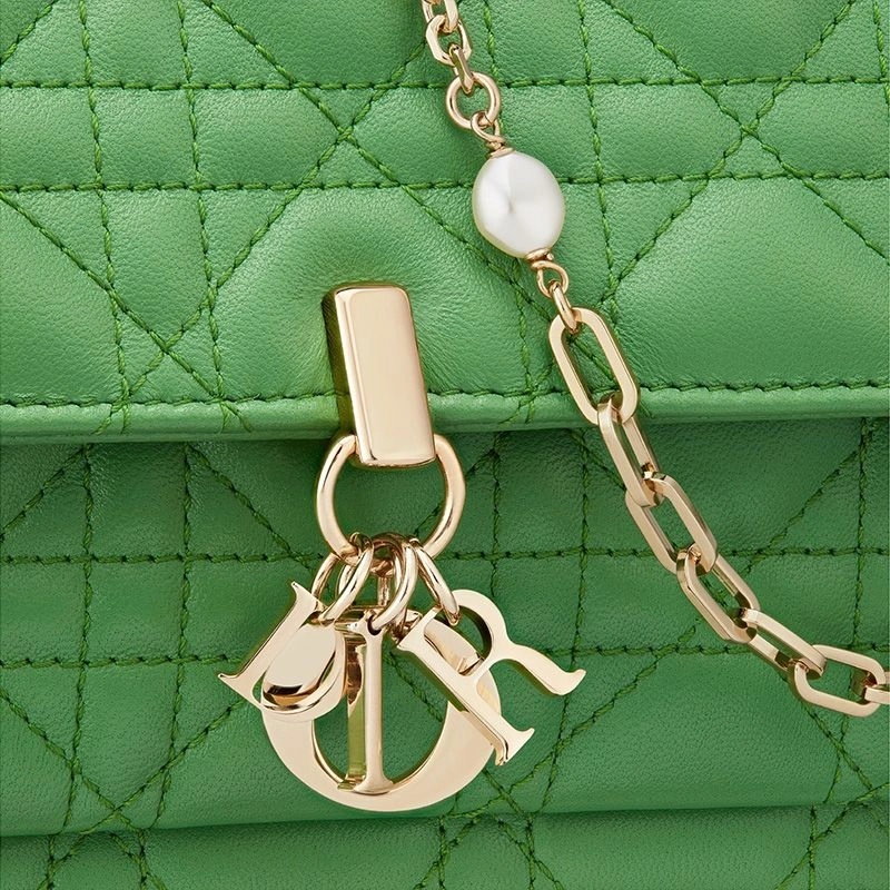 Lady Dior Chain Pouch Cannage Lambskin Green - Image 4
