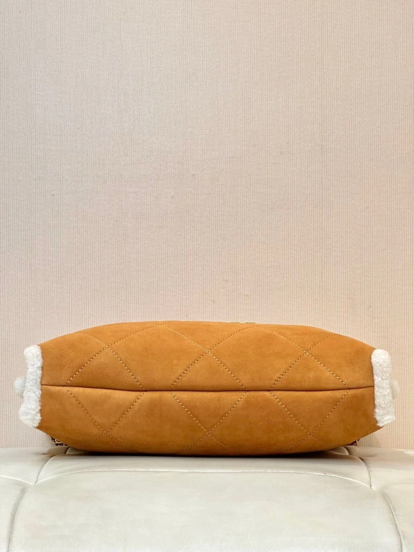 CHANEL 22 HANDBAG Affordable 1501 - Image 10