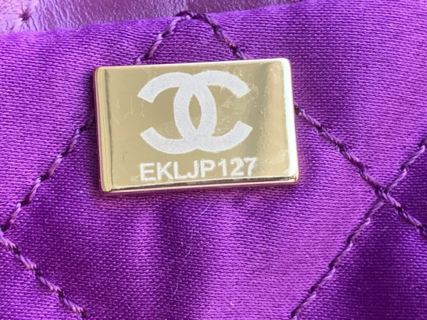 CHANEL LARGE 22 HANDBAG Affordable 1606 - Image 9