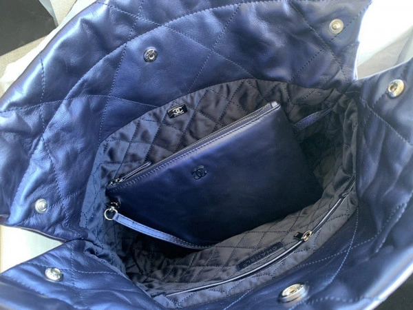 CHANEL 22 SMALL HANDBAG EasyMatch 1597 - Image 8