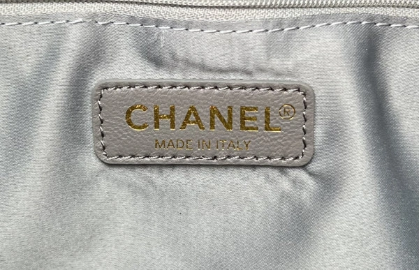 DailyWear CHANEL Petit Shopping Tote PST 1144 - Image 9