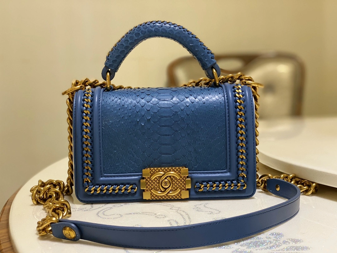 CHANEL BOY BAG 20CM SmartChoice 183