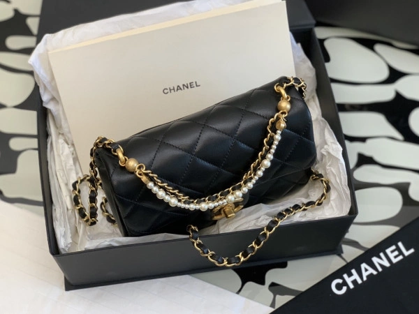 CHANEL FLAP BAG 20CM Popular 318 - Image 6