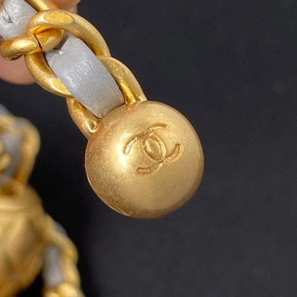 Trendy CHANEL FLAP BAG 17CM 297 - Image 6