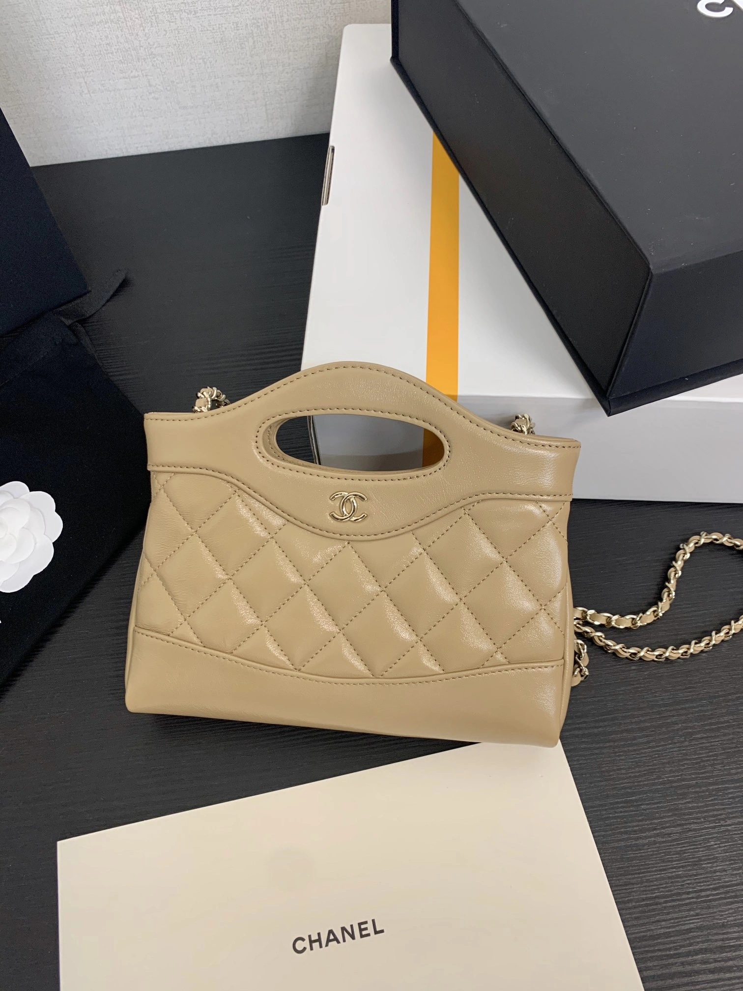 EasyMatch CHANEL SHOPPING BAG-21*17*3.5cm 1108
