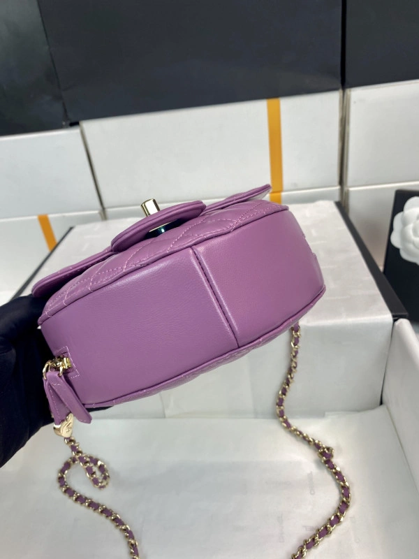 CHANEL Heart Bag-18*16.5*6.5CM GoodFit 1403 - Image 5