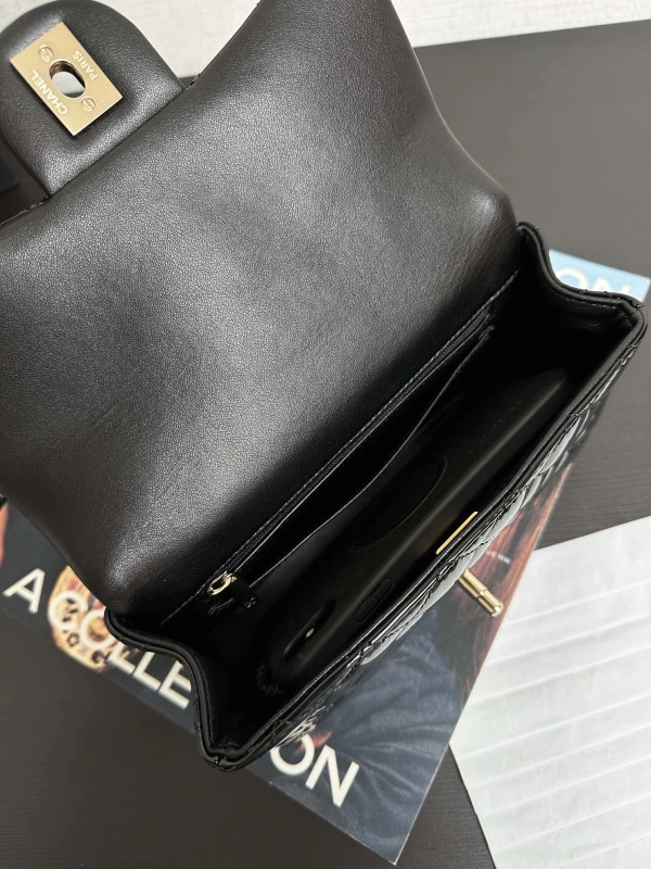 WellDesigned CHANEL Mini CHANELassic Handbag With Top Handle 895 - Image 8